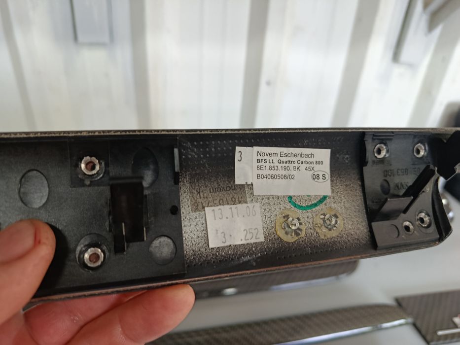 Trins/frisos em Carbono originais Audi A4 B7