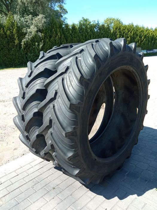 Para opon 400/75R38 ( 15.5R38 )Taurus Point7Specjal