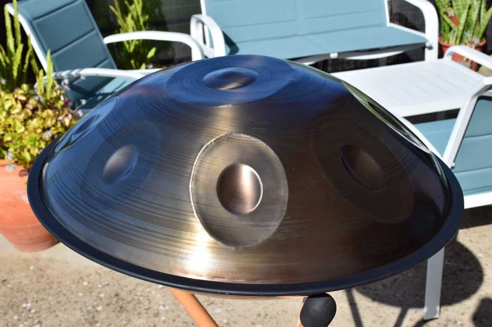 UGUR D Celtic minor 9 handpan padrão de manchas douradas com saco