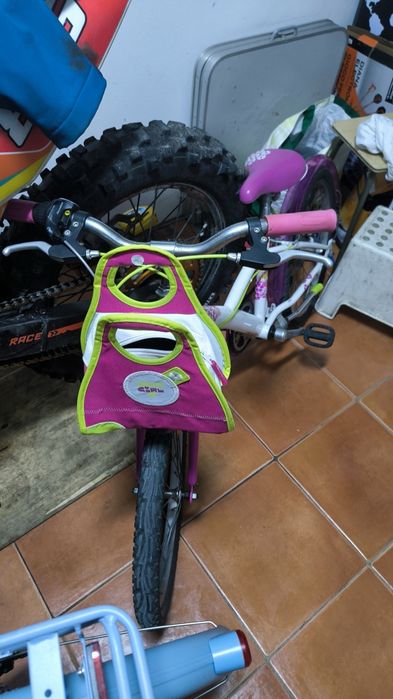 Bicicleta de criança / menina