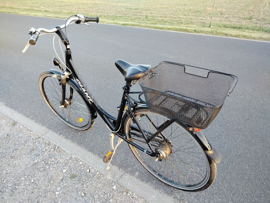 Giant Tourer 28" aluminiowy z prądnicą 28"