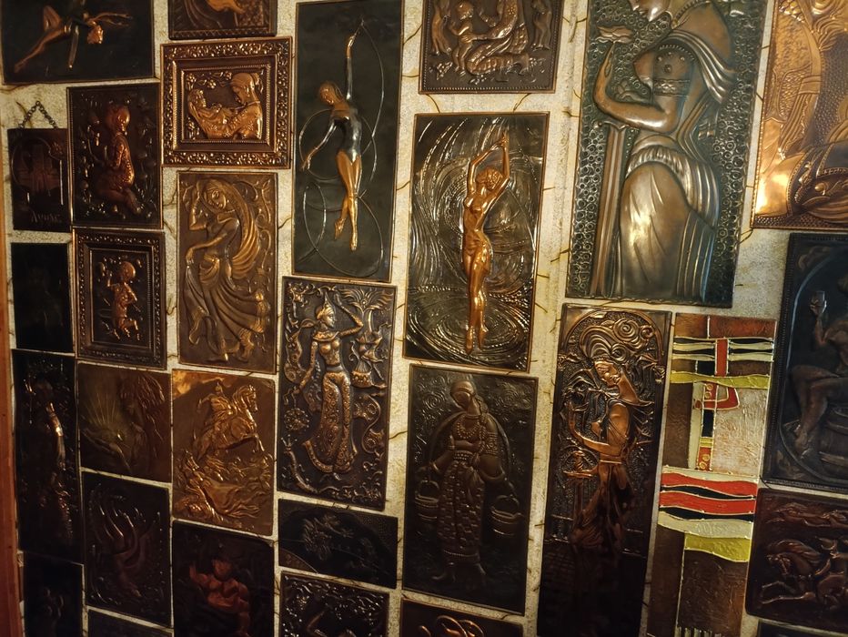 Чеканка медная .9 шт. Карабль