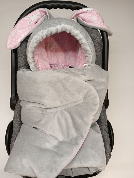 Otulacz do fotelika króliczek