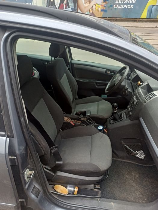 Opel zafira b 2005