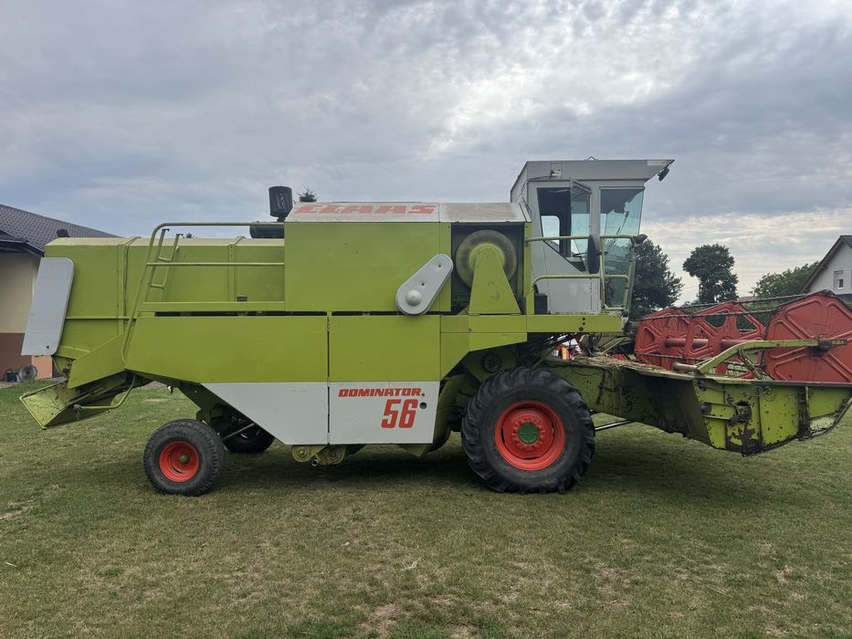 Claas Dominator 56