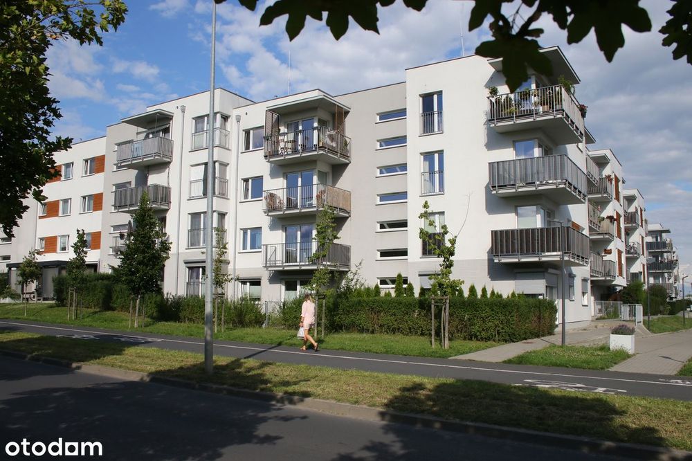 Mieszkanie 65,42 m2 (3 pok. + balon ) + miejsce w hali garażowej