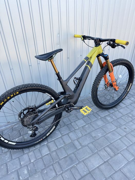 Карбоновий велосипед Scott Genius ST Tuned 180mm ендуро