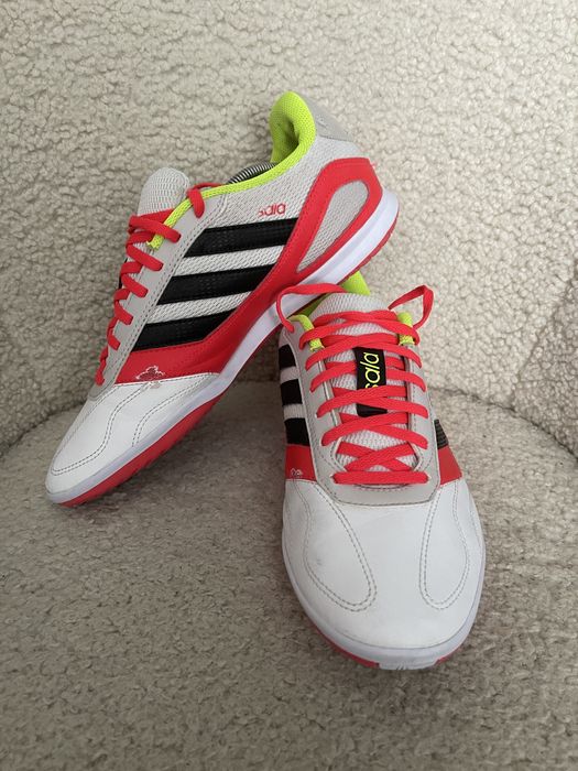 Футзалки  сороконіжки сороконожки  кросівки Adidas Sala 44р