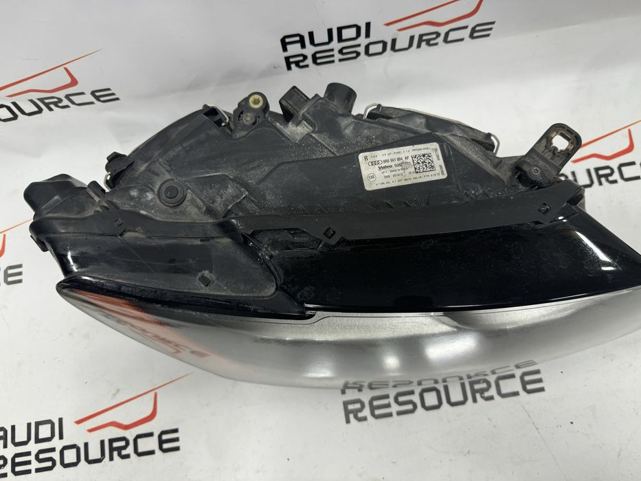 Фара передня фари галогенна Audi Q5 8R0 USA 12-16р