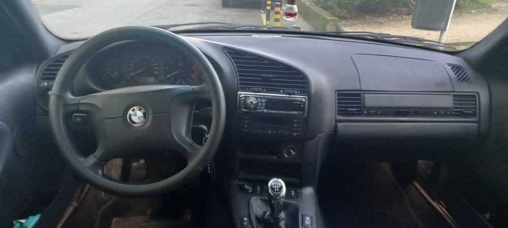 BMW 318 tds touring