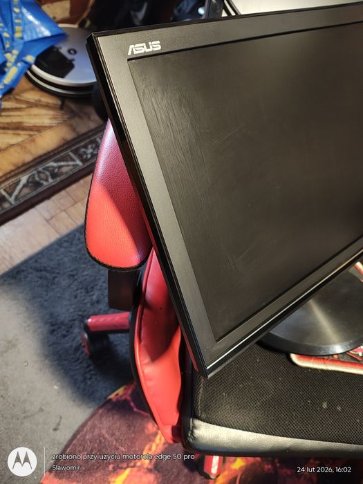 Monitory firmy Asus do komputerow