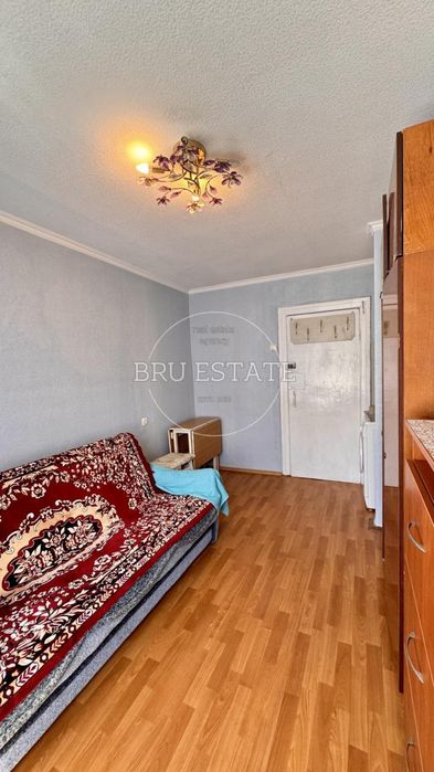 Продам 2 кімнати в гуртожитку Подільський р-н Електриків 26/30 Рибальський острів