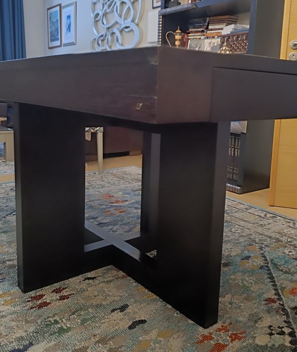 Mesa de jantar com cadeiras