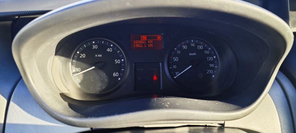Renault Trafic em bom estado