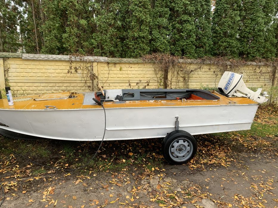 Човен Прогрес2+мотор Ямаха 9,9.
