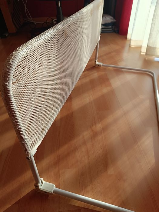 Barreira de segurança para cama