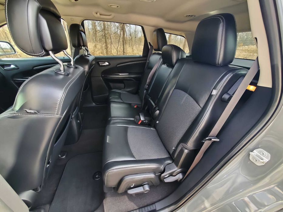 Dodge Journey Crossroad      2019