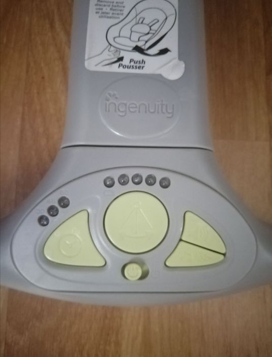 Espreguiçadeira ingenuity com balanço autónomo