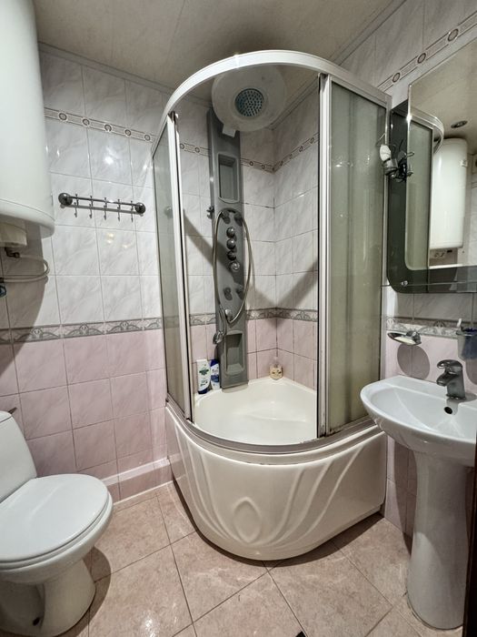 Продам трехкомнатную квартиру