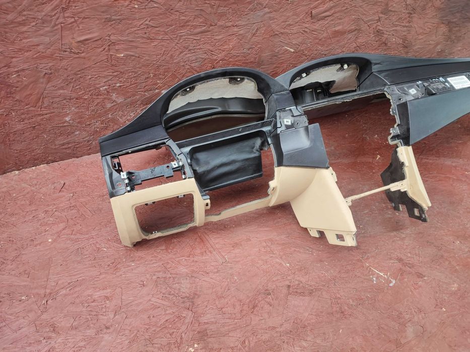 BMW E60/ E61 ORYGINALNY KOKPIT, Deska rozdzielcza EU w kol. BEIGE OEM
