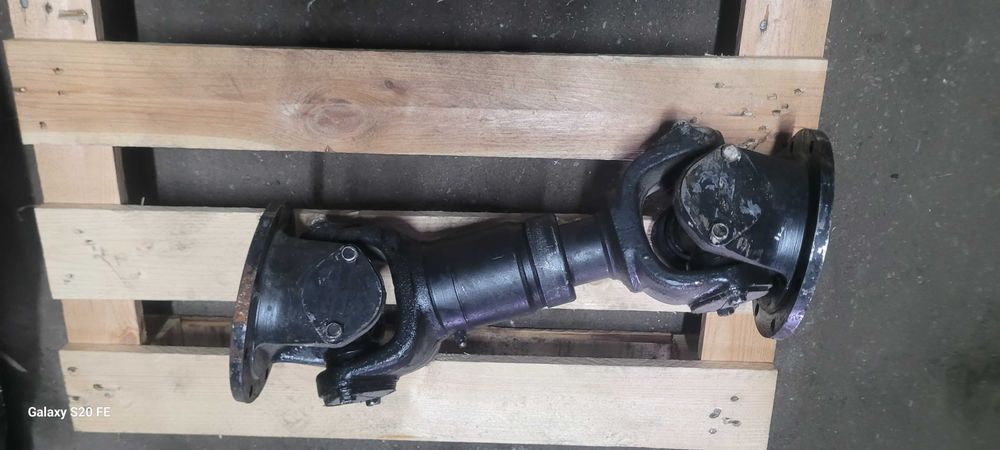 Вал карданный УРАЛ-375 ЗИЛ-131 ГАЗ-66 средний, задний, промежуточный