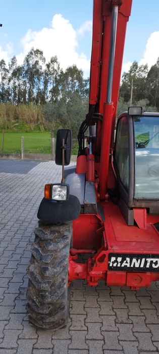 Empilhador Multifunções Manitou