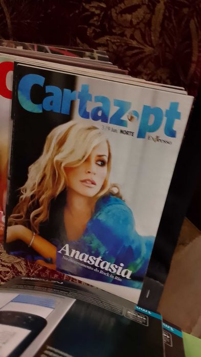 25 Revistas Suplemento Cartaz.pt - Expresso