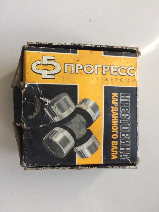 Хрестовина карданного валу на ВАЗ 2121