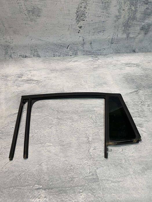 Двері Buick Envision