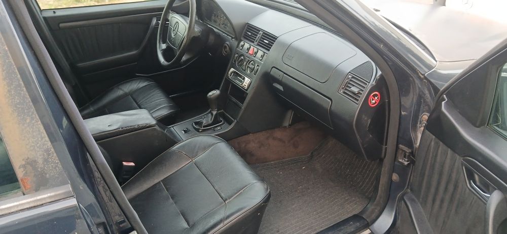 Vendo Mercedes-benz C250 Turbo Diesel  versao Amg .