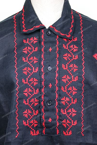 Camisa Bordada a Ponto Cruz - Genuínas