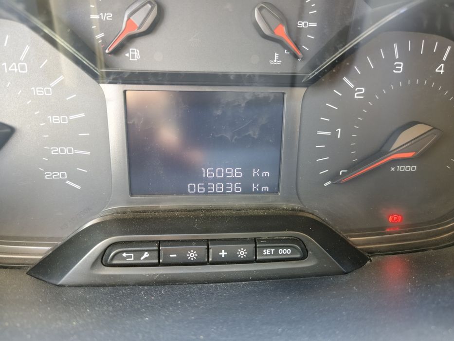 Peugeot Partner Longa 64.000km Preta