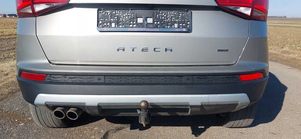 SEAT ATECA zderzak tył tylny PDC kompletny LA8H 4K4K