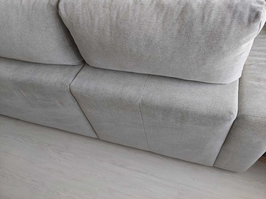 Vende-se Sofá 3 lugares c/ chaise lounge (Ikea- Eskilstuna) 250 €