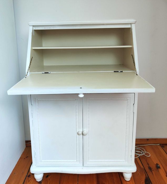 Biały sekretarzyk retro sekretarz biurko komoda półki