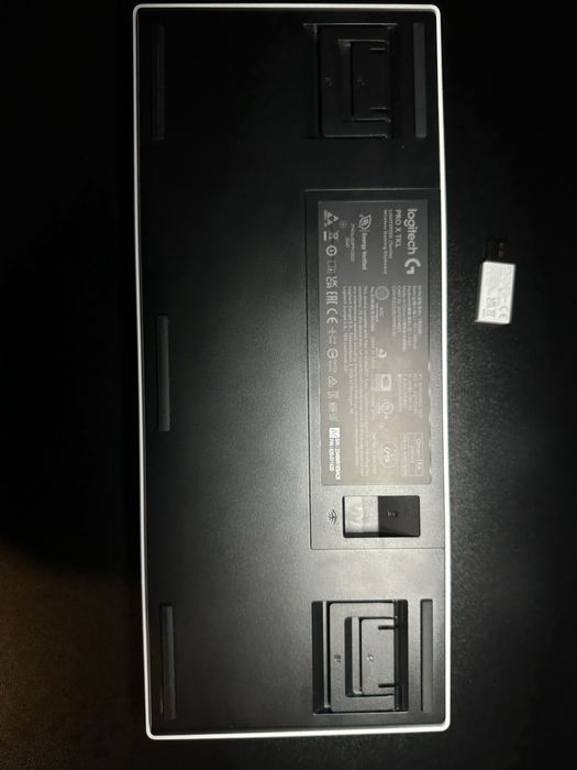 Клавиатура logitech PRO X TKL LIGHTSPEED
