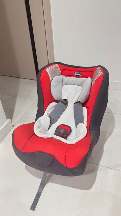 Fotelik samochodowy Chicco 0-18kg