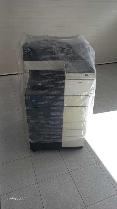 Impressora Konica Minolta c 454e