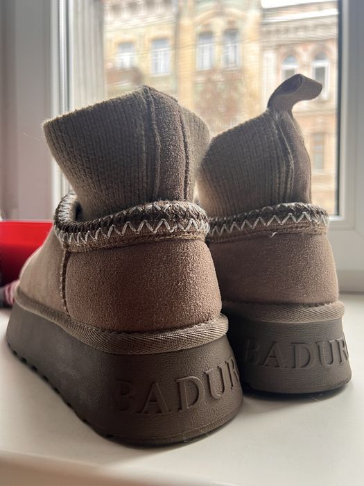 Уггі Вadura (Польща) 38 р.