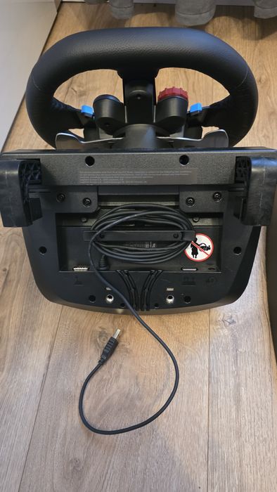 Logitech g29  PC/ps4/ps5