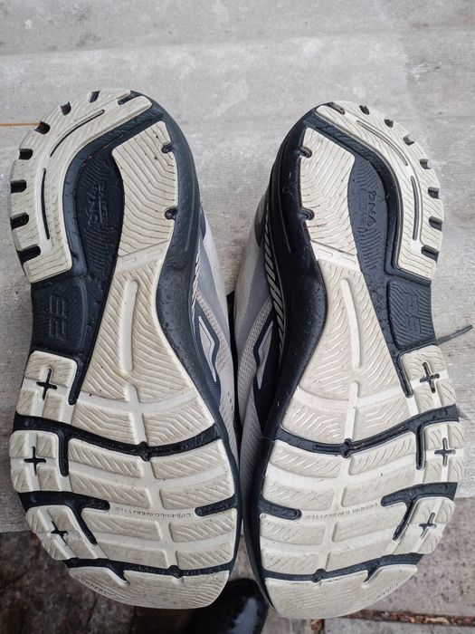 Brooks adrenaline GTS roz.44.5 dł.wkł.28.5cm