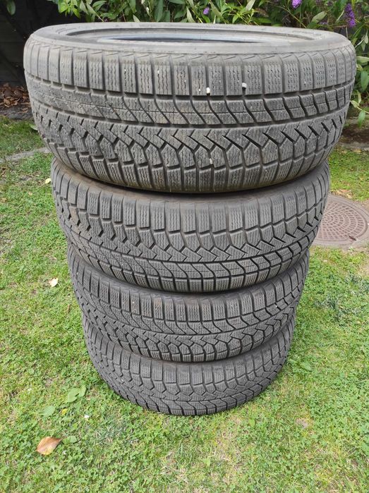 Opony zimowe 235/50/19 Goodride 2024r