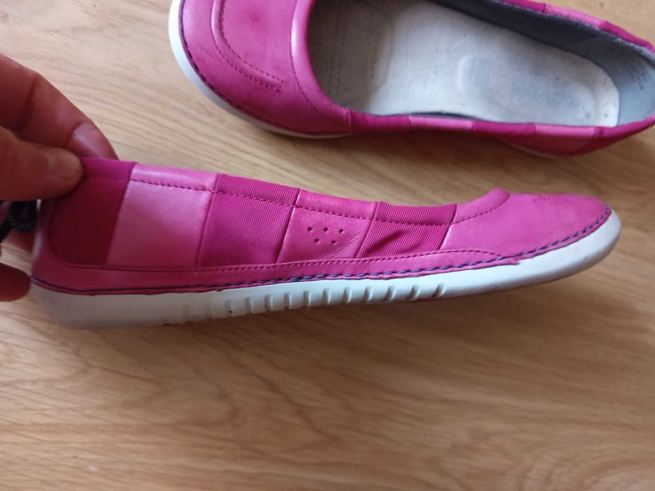 Жіночі шкіряні туфлі - мокасини clarks 40 р.