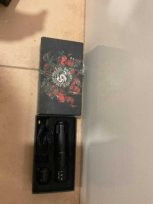 Máquina de Tatuagem Rotativa Wireless – Tipo Pen