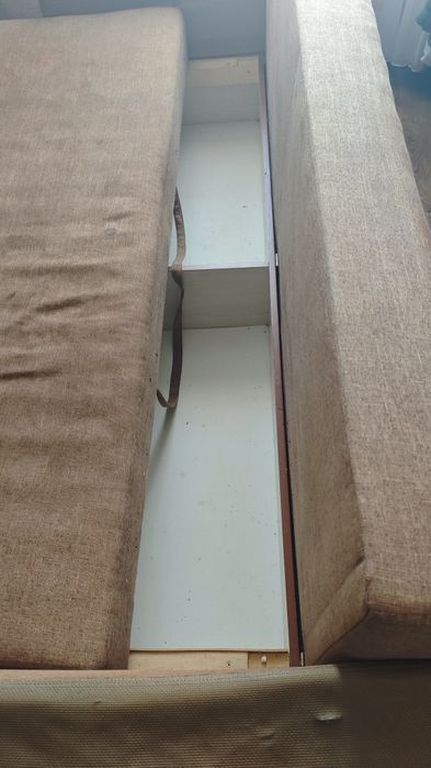 Продам диван, двохмісний.