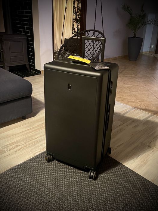 NOWA 8Level walizka 26” 65l twarda poliweglan zamek tsa