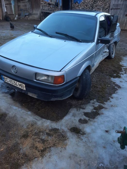 Pasat b3 після ДТП  ЦІНА ДОГОВІРНА