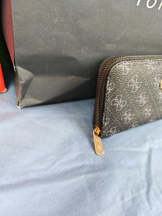 Portfel damski duży Guess monogram czarny premium