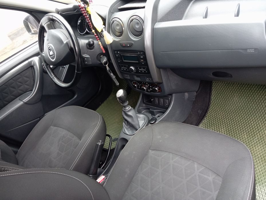 Продам Dacia duster