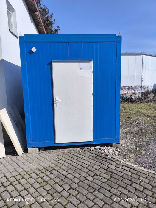 Kontener z oknem